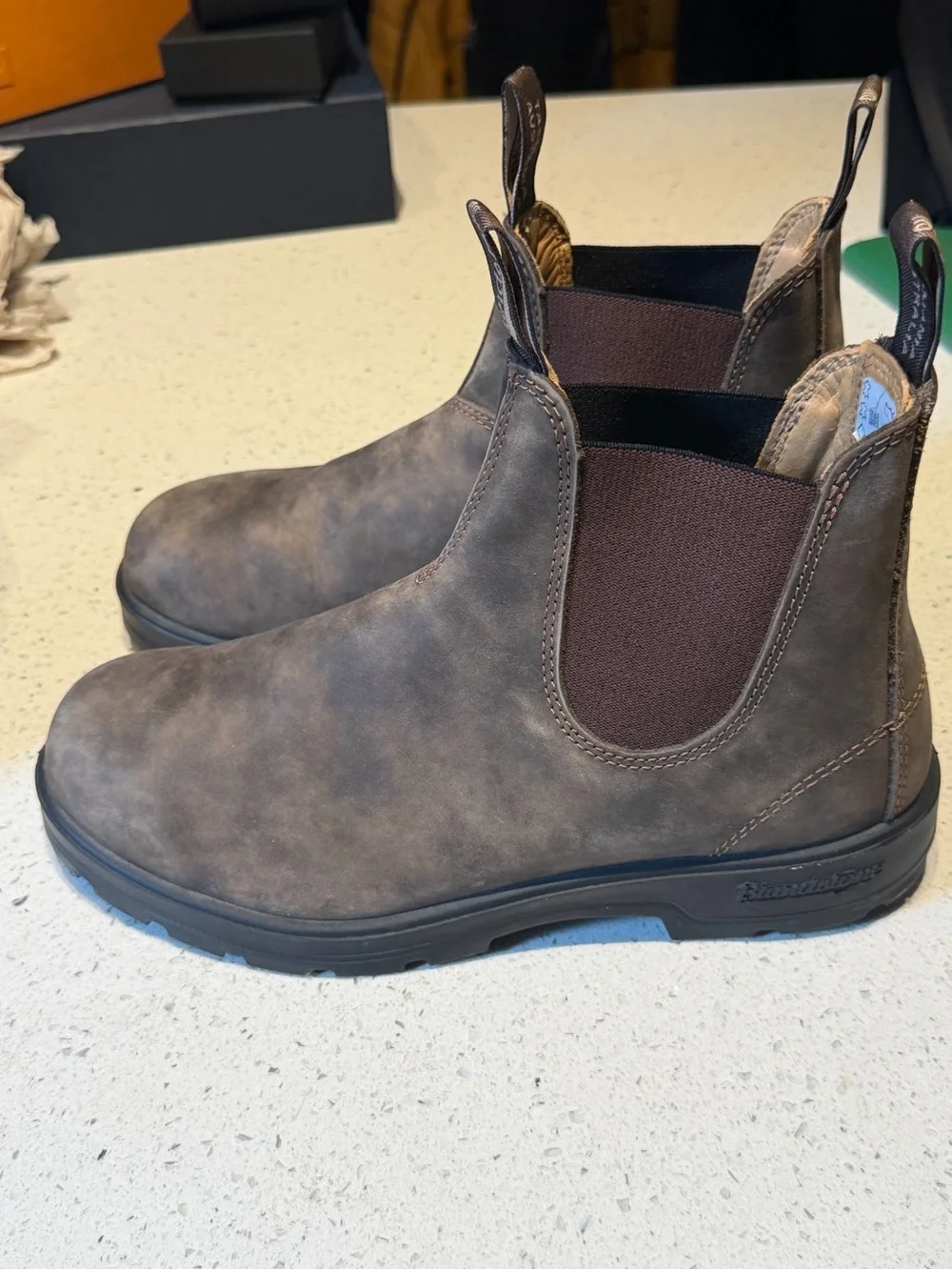 Blundstone Brown Chelsea Boots with Dark Elastic Panels